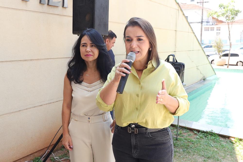 Prefeitura entrega prêmios do 3º sorteio do programa IPTU Dá Prêmios 2023.