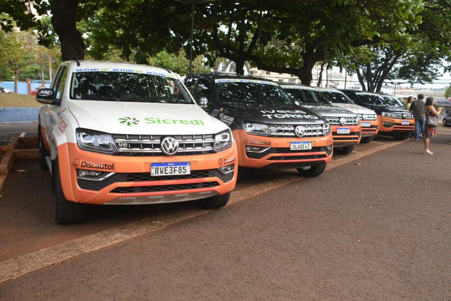 A Prefeita Adriane Lopes recebe caminhonete para participar de expedição da Rota Bioceânica A Prefeita Adriane Lopes recebe caminhonete para participar de expedição da Rota Bioceânica