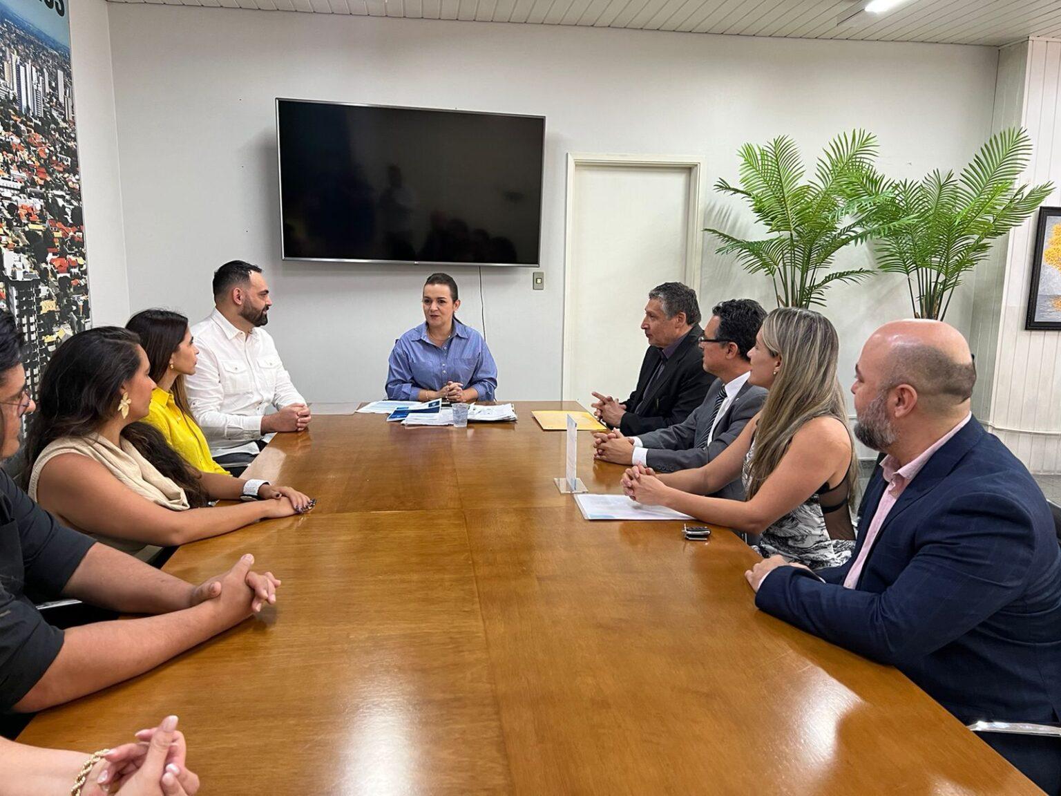 Prefeitura recebe prêmio da CGU de Boas Práticas da Rede Nacional de Ouvidorias.