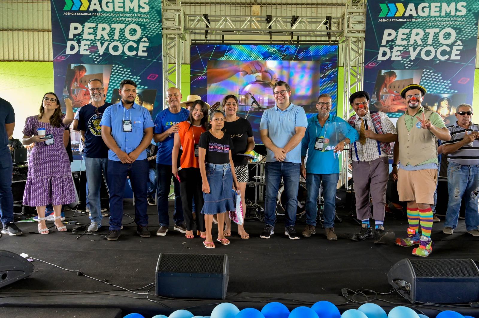 Agems vai para perto da comunidade e garante atendimento a cerca de 3 mil pessoas. Agems vai para perto da comunidade e garante atendimento a cerca de 3 mil pessoas.
