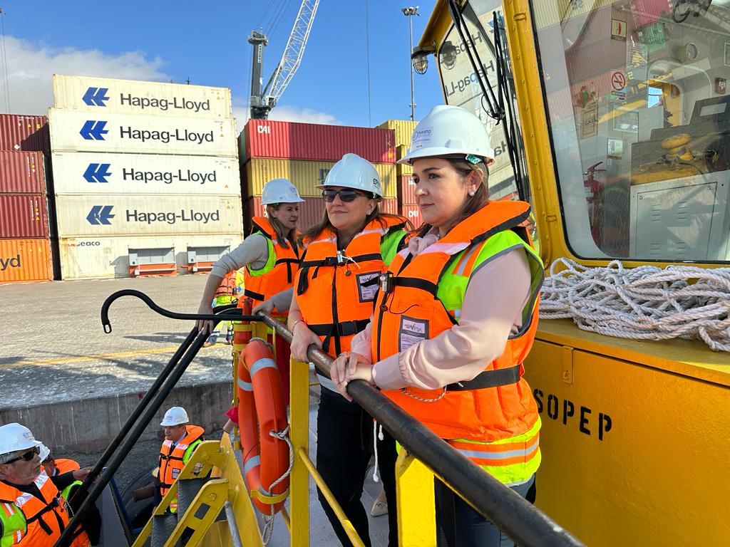 Equipe técnica da Prefeitura de Campo Grande conhece potenciais da Companhia Portuária de Iquique.