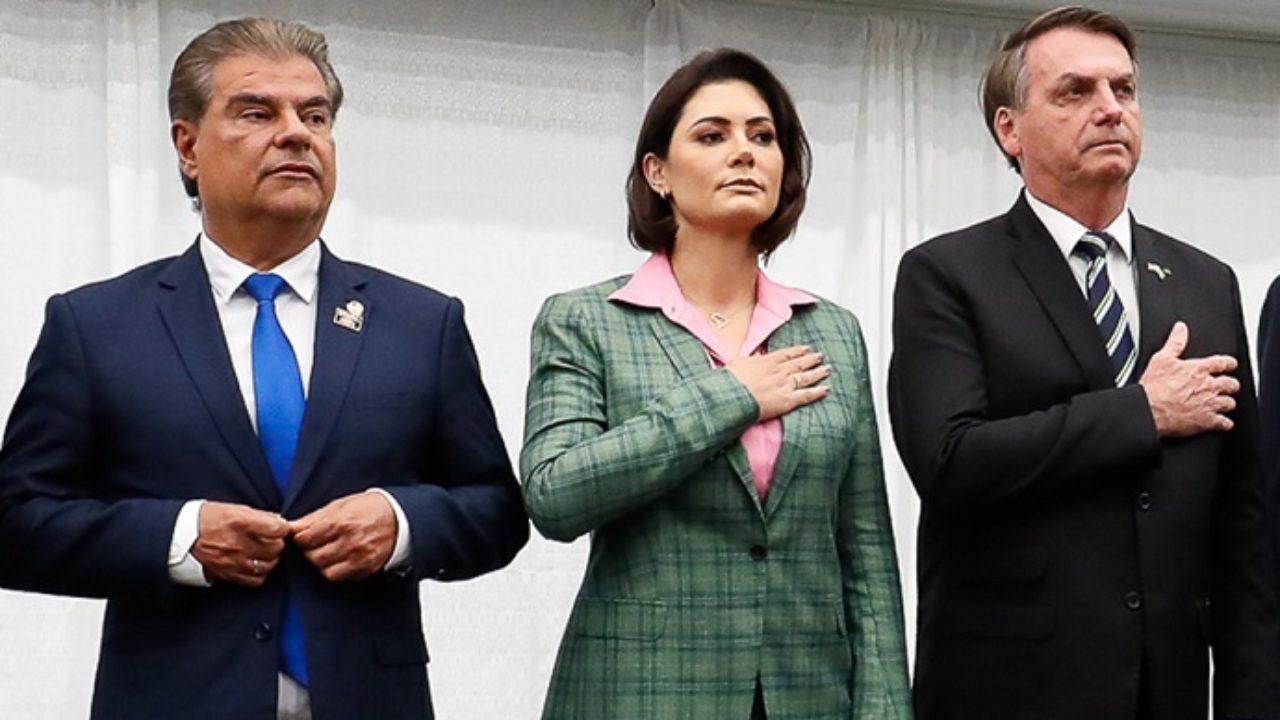 Apesar de “triste” e “sofrendo”, Nelsinho não ouve apelo de Bolsonaro para votar contra a Reforma Tributária. Apesar de “triste” e “sofrendo”, Nelsinho não ouve apelo de Bolsonaro para votar contra a Reforma Tributária.