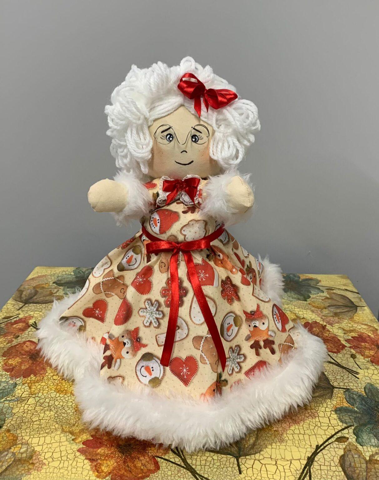 Cursos natalinos de geração de renda da SAS devem certificar mais de mil alunos na Capital.