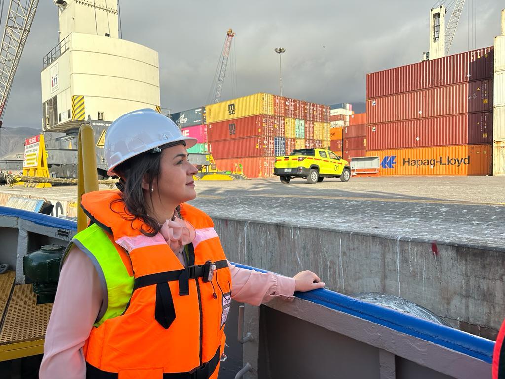 Equipe técnica da Prefeitura de Campo Grande conhece potenciais da Companhia Portuária de Iquique.