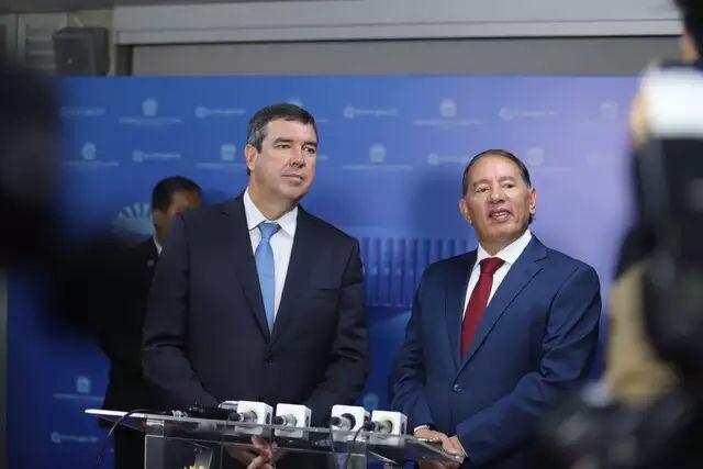 Governador Eduardo Riedel atinge nota máxima e Assembleia avança 11 posições em ranking de transparência. Governador Eduardo Riedel atinge nota máxima e Assembleia avança 11 posições em ranking de transparência.