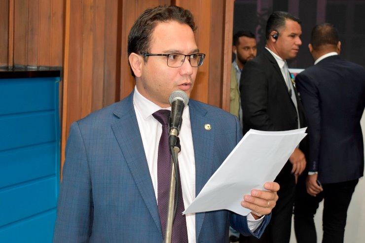 Pedrossian Neto é o autor da matéria que assegura transparências a quem utiliza o Sistema Único de Saúde