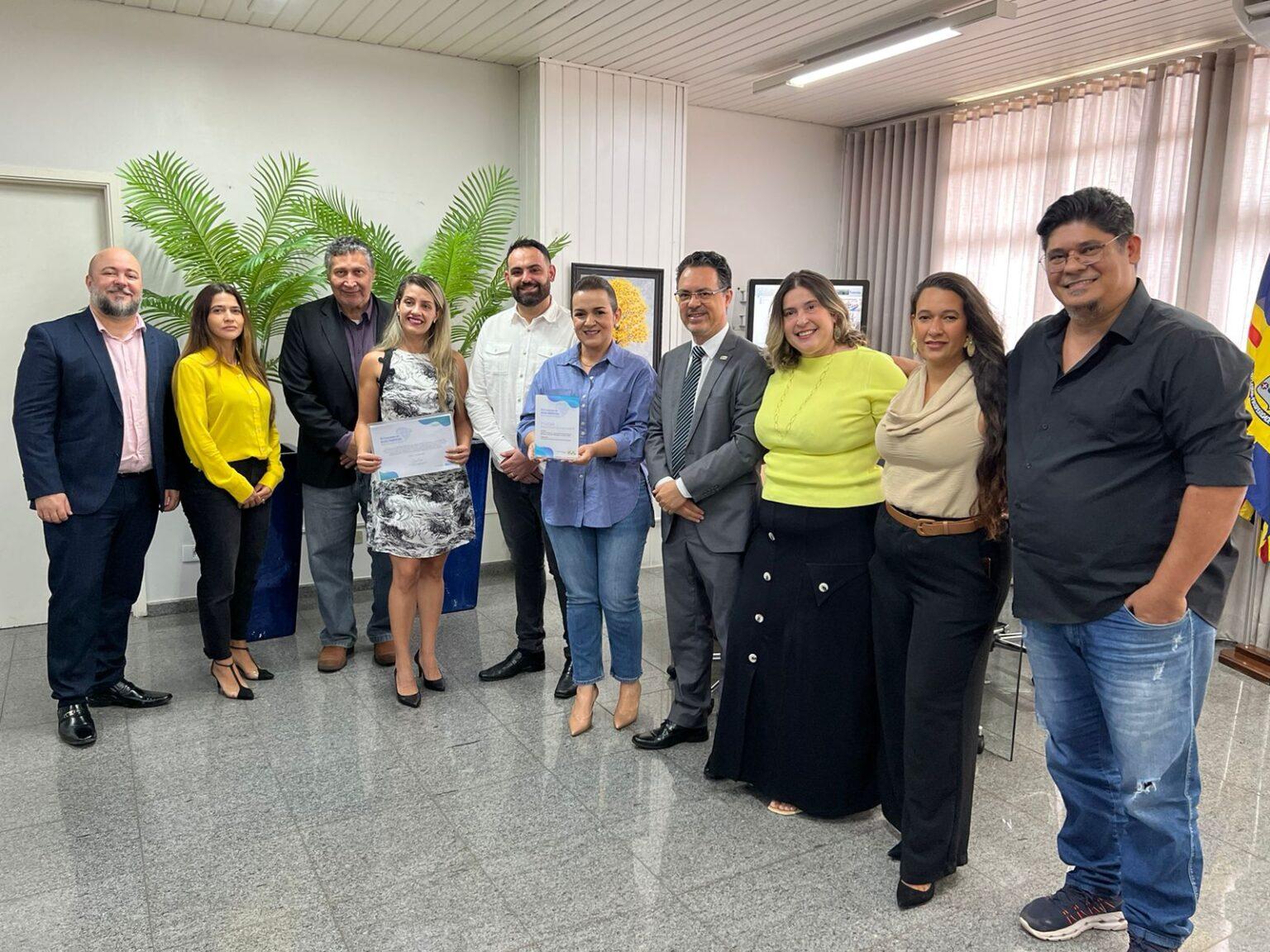 Prefeitura recebe prêmio da CGU de Boas Práticas da Rede Nacional de Ouvidorias.