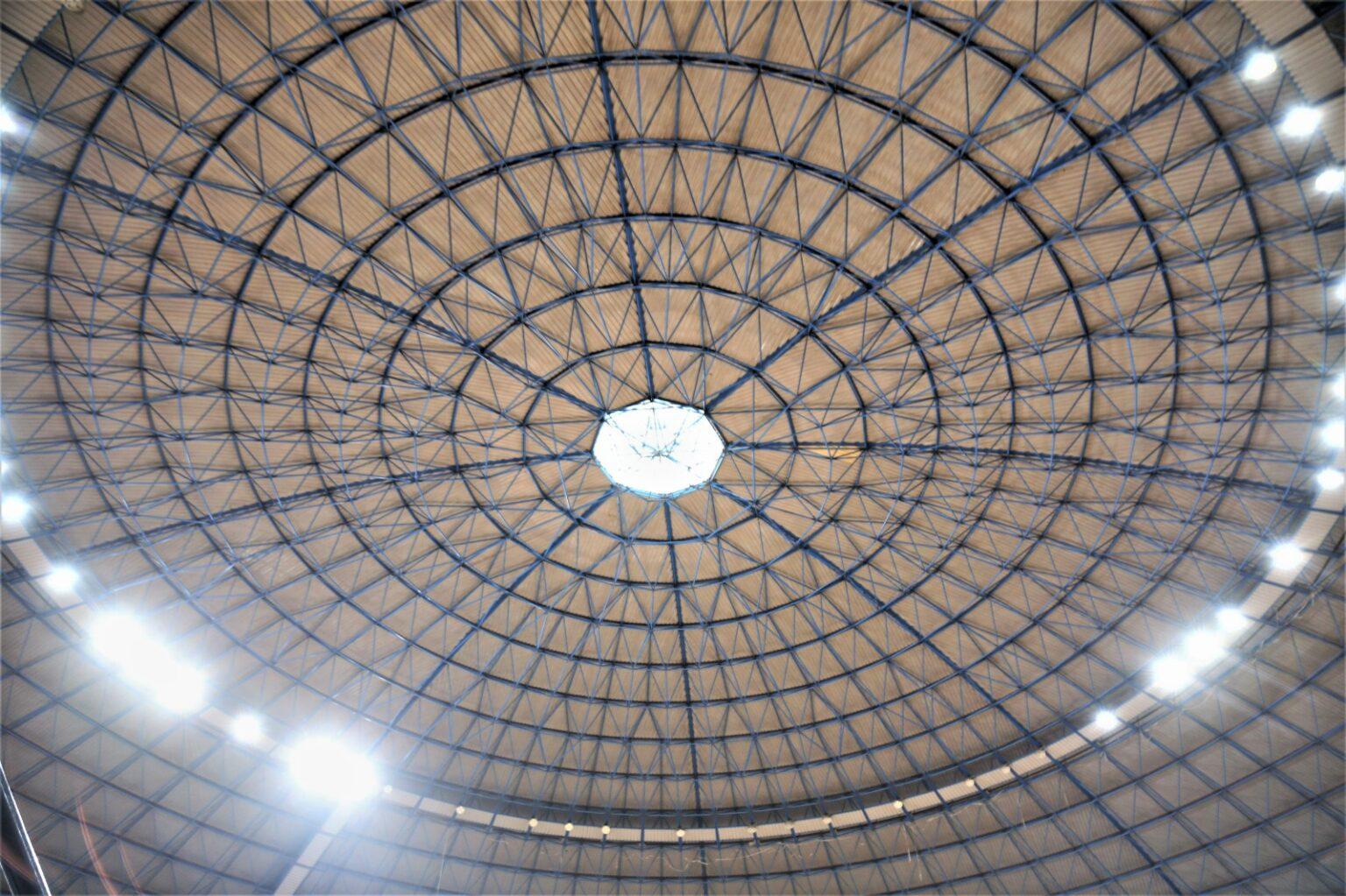 Com nova cobertura e isolamento termoacústico, Ginásio Guanandizão volta a sediar grandes eventos.