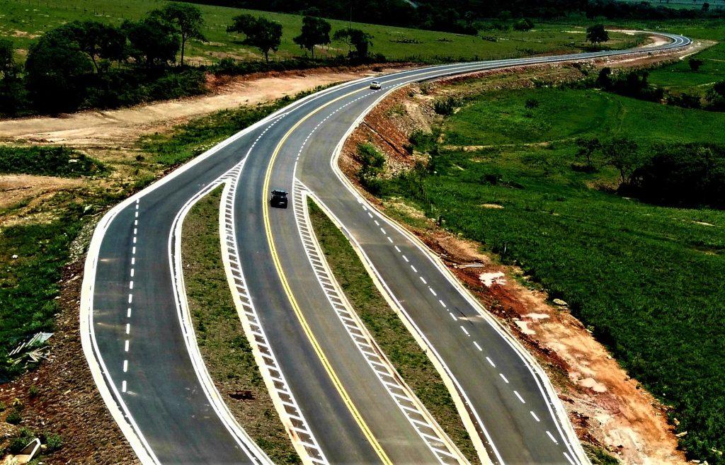 Integrando regiões e potencializando a logística de MS, Estrada do 21 será nova atração turística. Integrando regiões e potencializando a logística de MS, Estrada do 21 será nova atração turística.