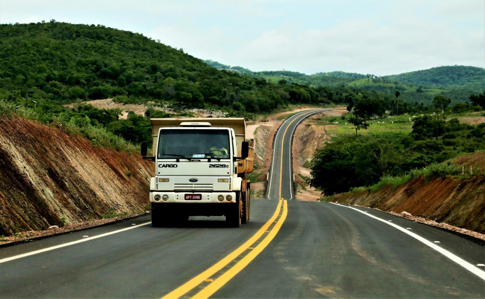 Integrando regiões e potencializando a logística de MS, Estrada do 21 será nova atração turística. Integrando regiões e potencializando a logística de MS, Estrada do 21 será nova atração turística.