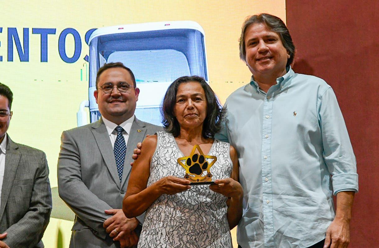 Na vanguarda, MS agora tem programa de castração e 1º plano para defesa e proteção da vida animal. Na vanguarda, MS agora tem programa de castração e 1º plano para defesa e proteção da vida animal.