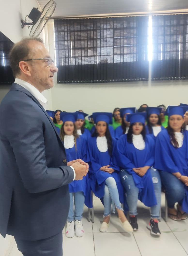Do fundamental ao superior, mulheres encontram na educação ofertada em presídio esperança de nova vida. Do fundamental ao superior, mulheres encontram na educação ofertada em presídio esperança de nova vida.