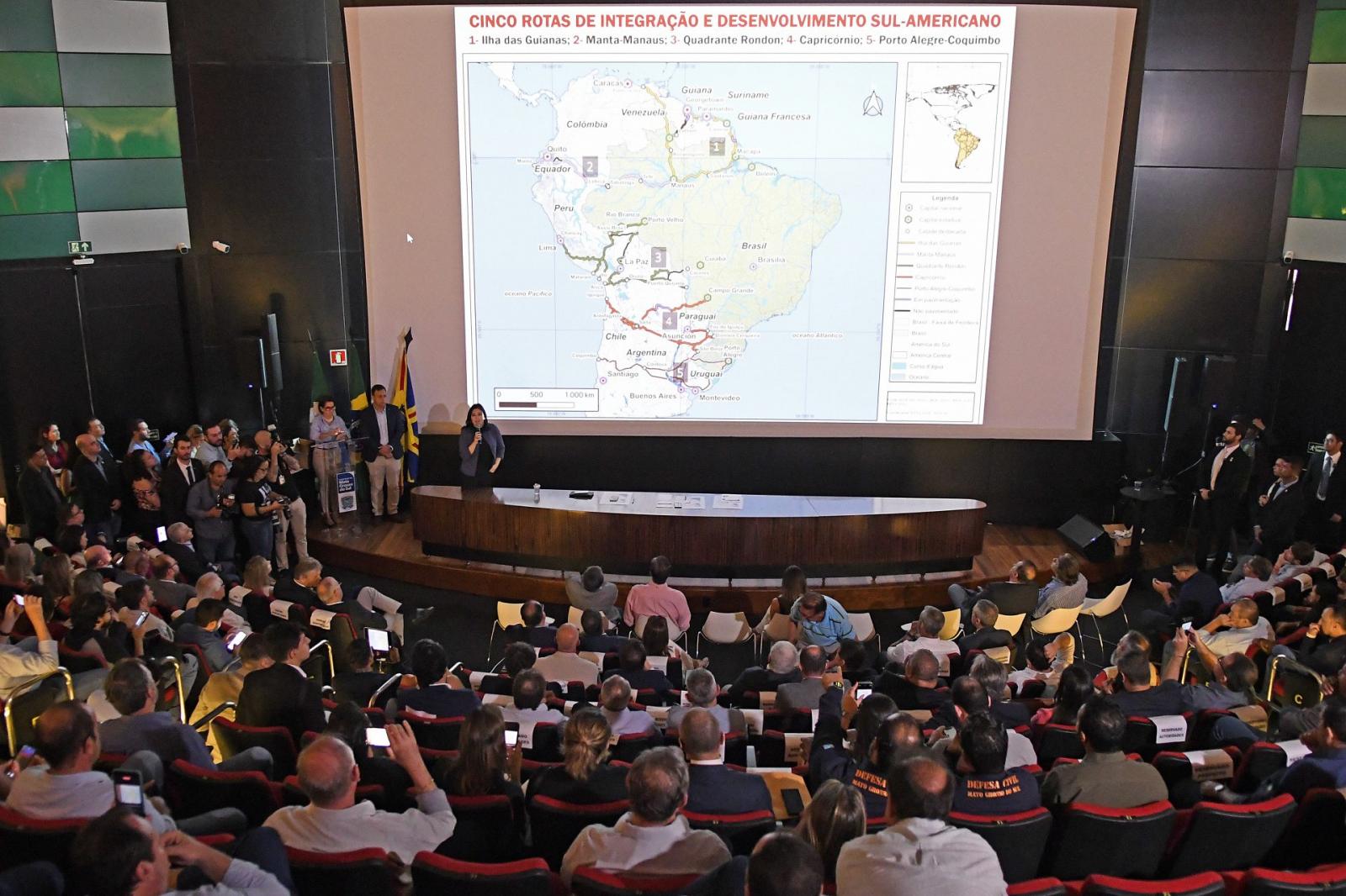 Rota Bioceânica: Assinada ordem de serviço para obra que dá acesso à ponte sobre o Rio Paraguai. Rota Bioceânica: Assinada ordem de serviço para obra que dá acesso à ponte sobre o Rio Paraguai.