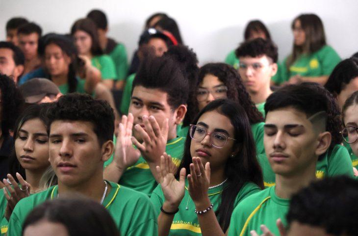 Delegação de MS embarca para Brasília para representar o estado na 4ª Conferência Nacional da Juventude. Delegação de MS embarca para Brasília para representar o estado na 4ª Conferência Nacional da Juventude.