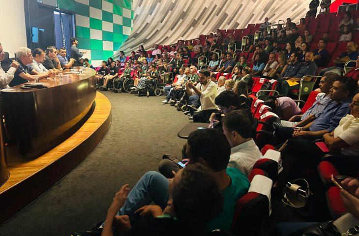 Encontro proporciona troca de experiências e debate desafios para fortalecer o paradesporto em MS. Encontro proporciona troca de experiências e debate desafios para fortalecer o paradesporto em MS.