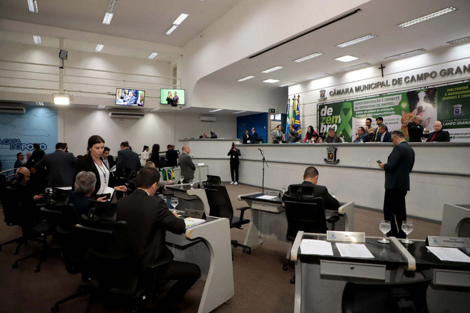 Vereadores votam quatro Projetos na sessão ordinária desta quinta-feira.