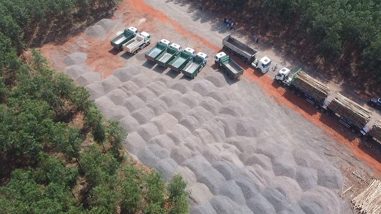 Rodar Bem MS: programa estadual melhora estradas ainda não pavimentadas. Rodar Bem MS: programa estadual melhora estradas ainda não pavimentadas.