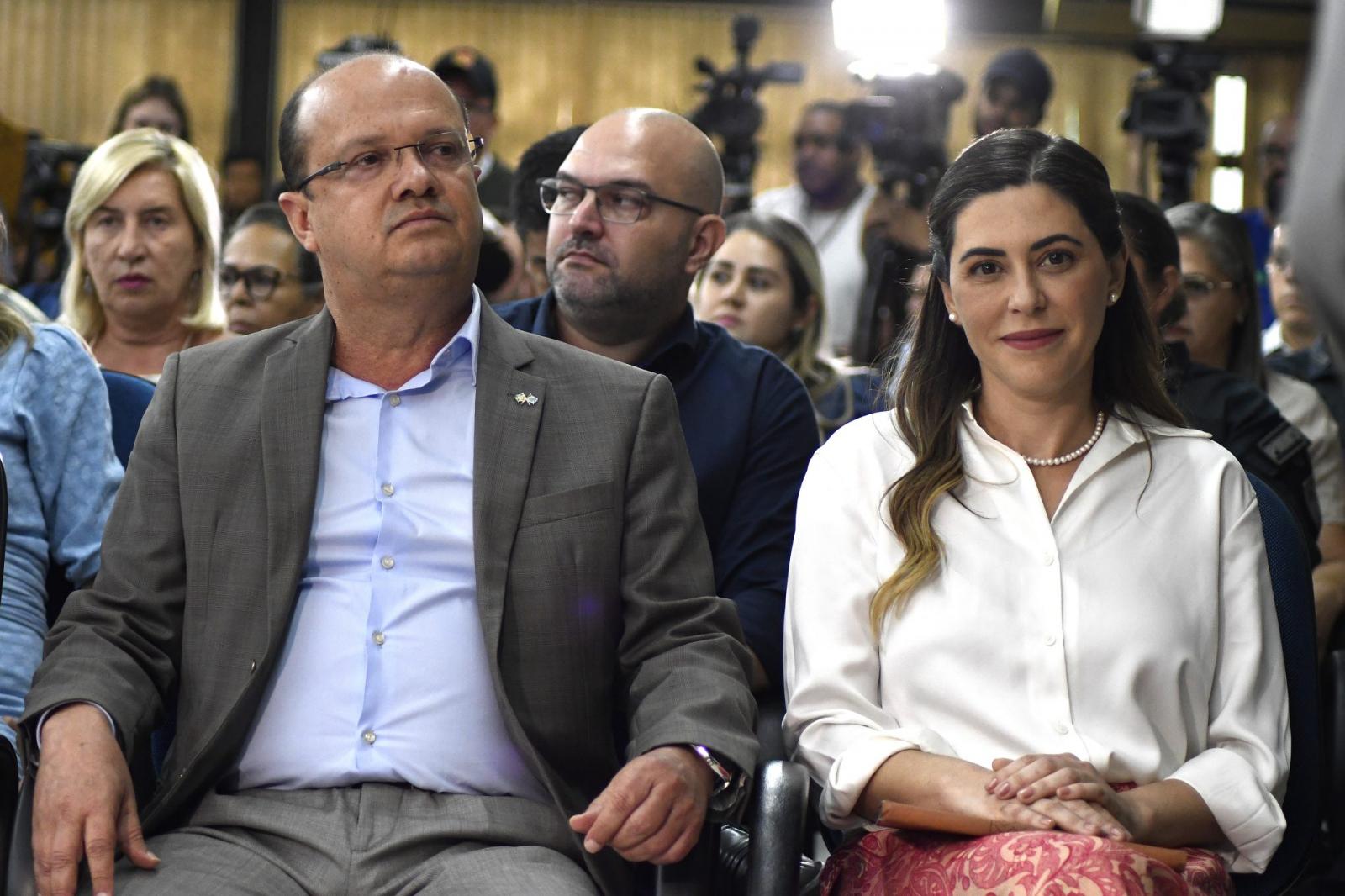 Empossada pelo governador em exercício Barbosinha, antropóloga assume recém criada Secretaria da Cidadania. Empossada pelo governador em exercício Barbosinha, antropóloga assume recém criada Secretaria da Cidadania.