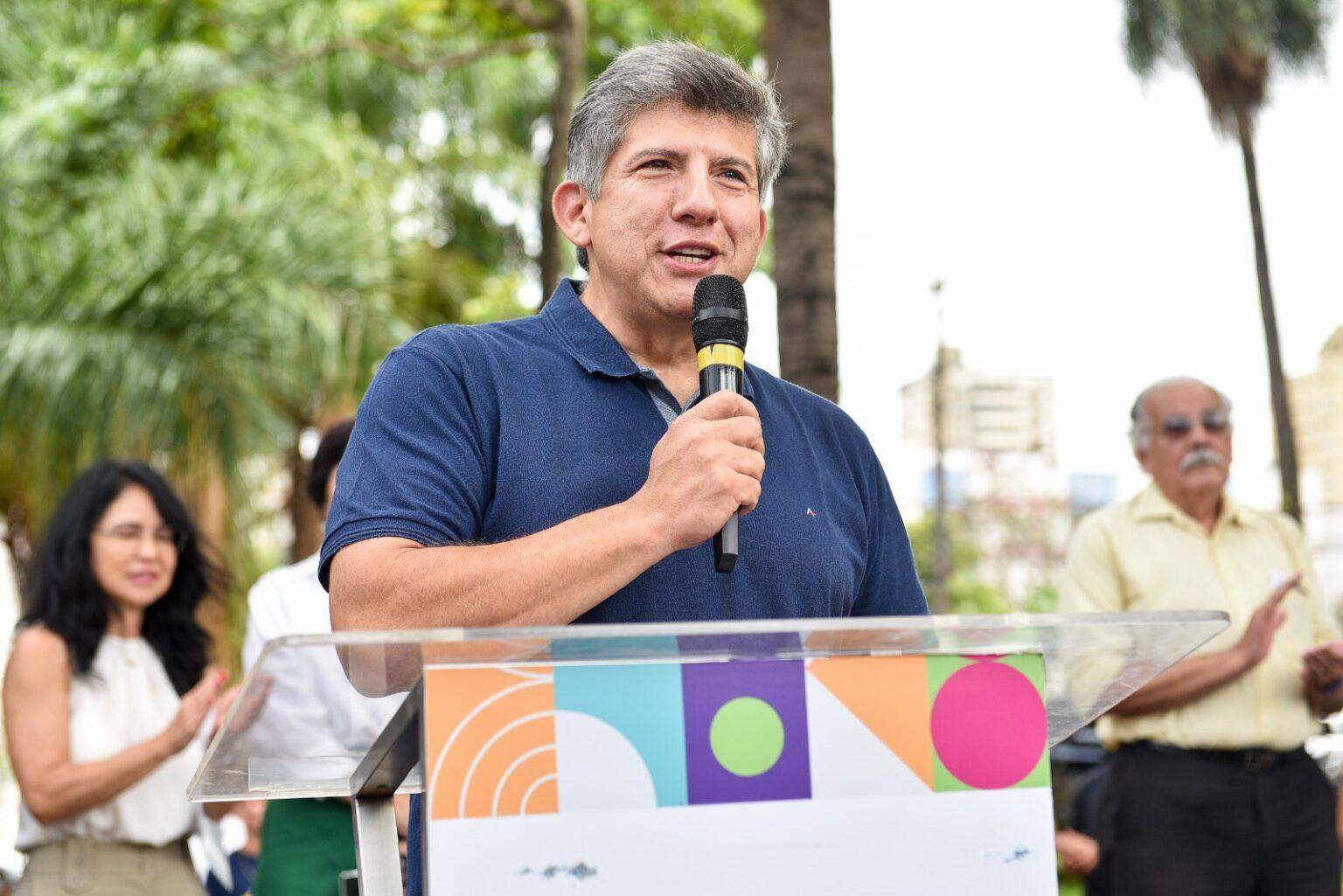 Prefeitura de Campo Grande investe em nova frota, alavancando eficiência e economia.