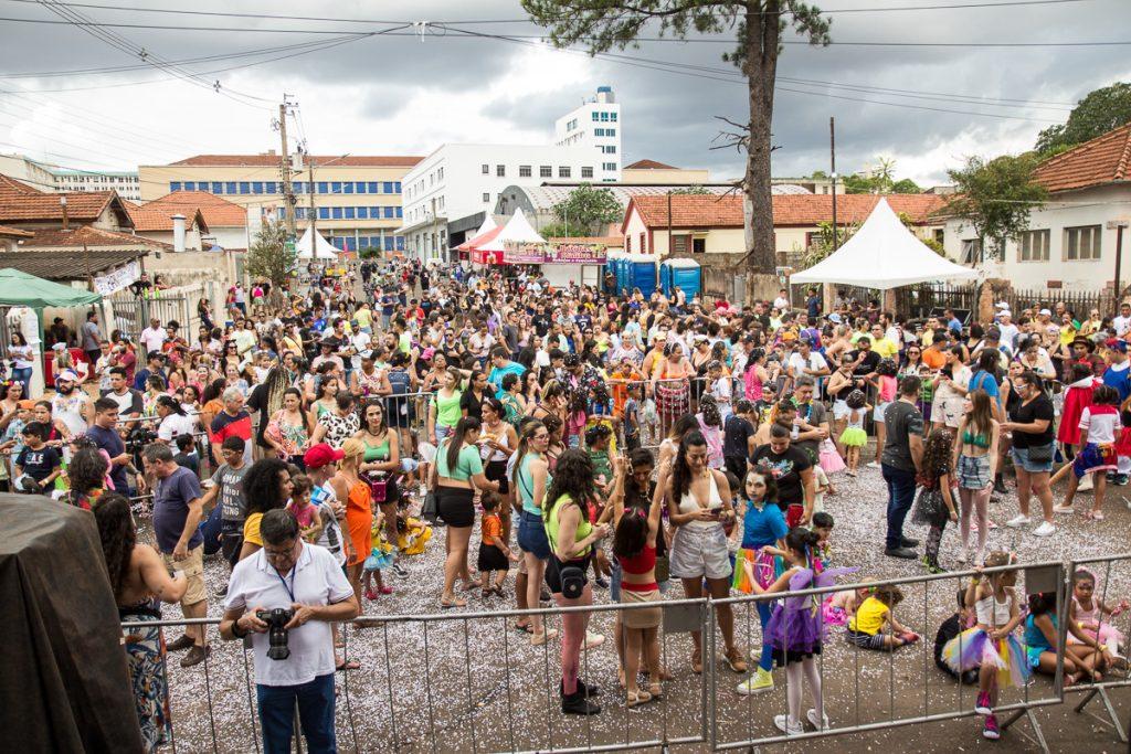 Carnaval de rua em Mato Grosso do Sul mostra a força do interior do Estado. Carnaval de rua em Mato Grosso do Sul mostra a força do interior do Estado.