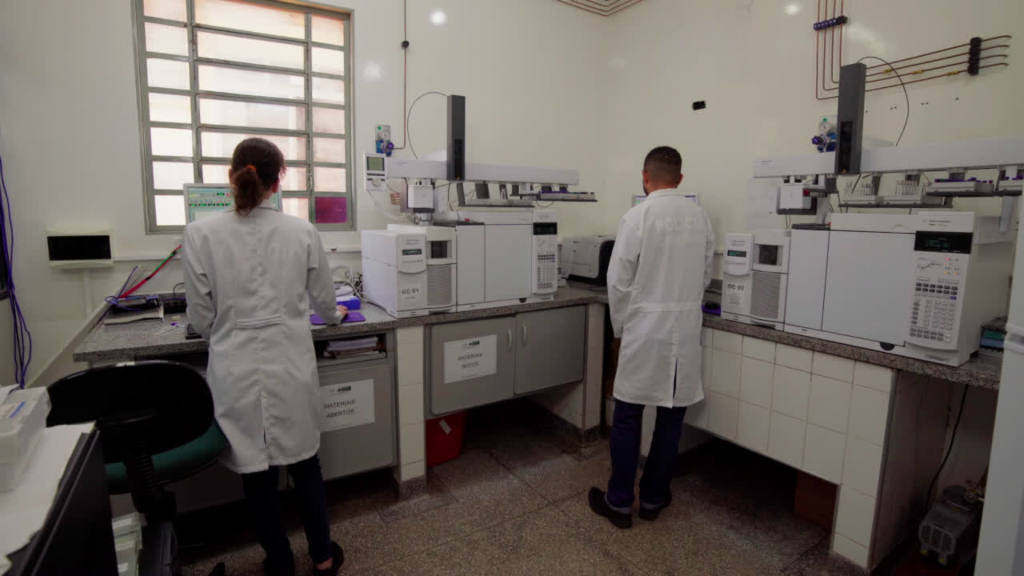 Polícia Científica de MS alcança reconhecimento internacional em análises forenses. Polícia Científica de MS alcança reconhecimento internacional em análises forenses.
