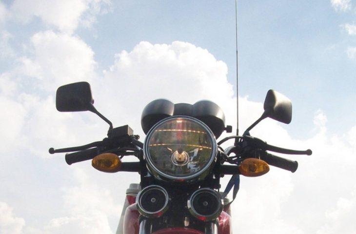 Antena corta pipa é recomendada pelo Detran para prevenir acidentes com motociclistas. Antena corta pipa é recomendada pelo Detran para prevenir acidentes com motociclistas.