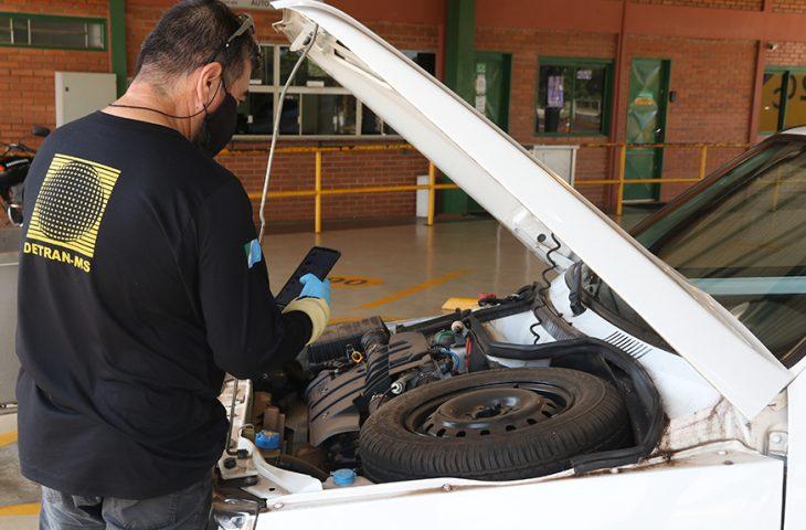 Com morte de jovens em SC, Detran-MS alerta para regularização de veículos modificados. Com morte de jovens em SC, Detran-MS alerta para regularização de veículos modificados.