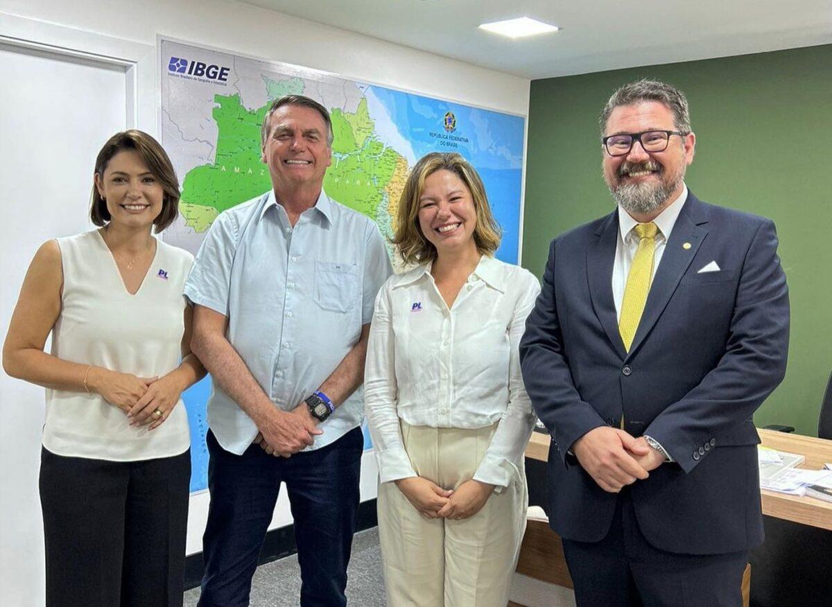 Deputado Rafael Tavares grava vídeo com o Pollon do partido PL, e  anuncia vinda do casal Bolsonaro a Mato Grosso do Sul. Deputado Rafael Tavares grava vídeo com o Pollon do partido PL, e  anuncia vinda do casal Bolsonaro a Mato Grosso do Sul.