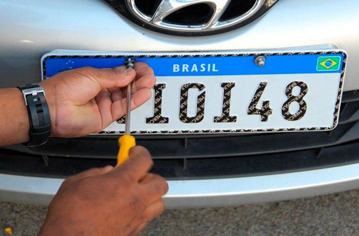 Emplacamento de veículos supera média nacional e registra alta de 14% em Mato Grosso do Sul. Emplacamento de veículos supera média nacional e registra alta de 14% em Mato Grosso do Sul.
