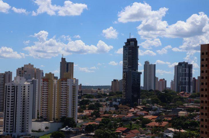 Fim de semana deve ser de sol com pancadas de chuva típicas de verão em Mato Grosso do Sul.  Fim de semana deve ser de sol com pancadas de chuva típicas de verão em Mato Grosso do Sul.