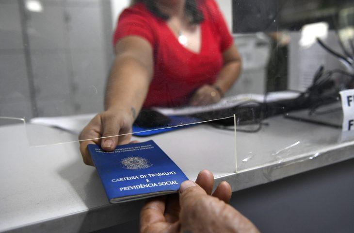 Funtrab abre a semana com lista de 6.732 vagas de emprego em todo o Mato Grosso do Sul. Funtrab abre a semana com lista de 6.732 vagas de emprego em todo o Mato Grosso do Sul.