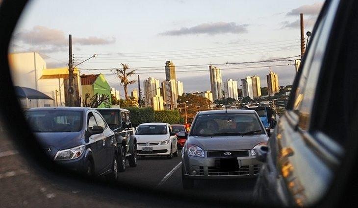 IPVA pode ser pago à vista com 15% de desconto até 31 de janeiro. IPVA pode ser pago à vista com 15% de desconto até 31 de janeiro.