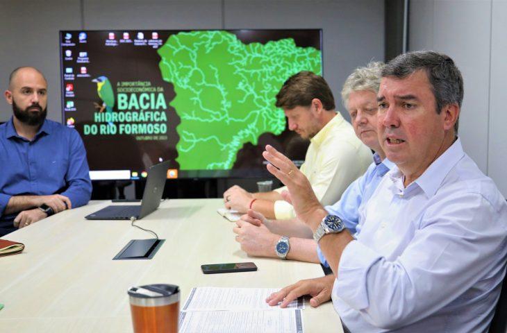 Para recuperar e proteger Rio Formoso, Governo de MS cria grupo que vai propor soluções ambientais. Para recuperar e proteger Rio Formoso, Governo de MS cria grupo que vai propor soluções ambientais.