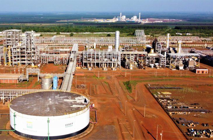 Petrobras avança no processo de retomada das obras da fábrica de fertilizantes nitrogenados em Três Lagoas. Petrobras avança no processo de retomada das obras da fábrica de fertilizantes nitrogenados em Três Lagoas.