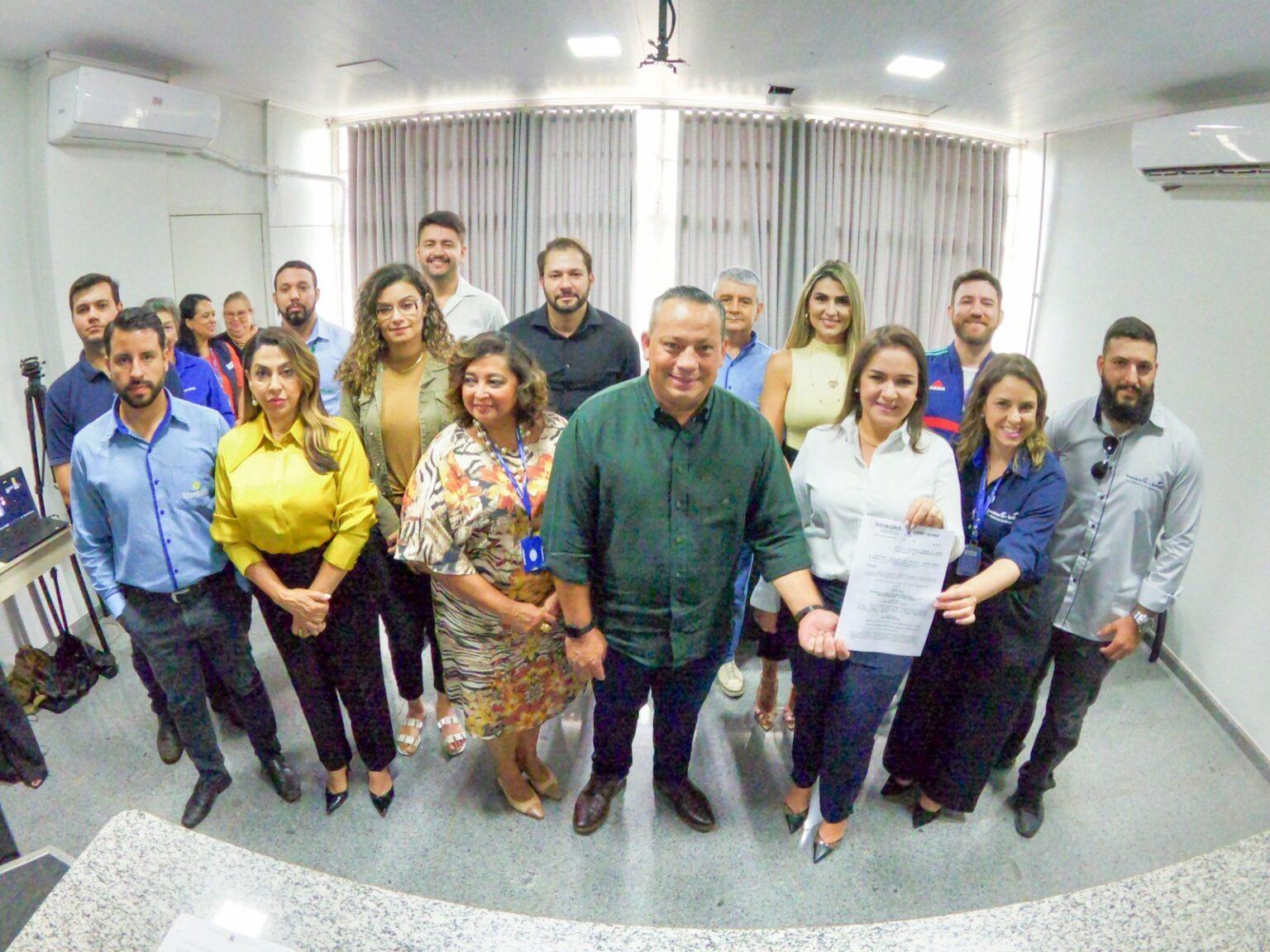 Prefeitura dá posse a novos membros do Comitê Gestor da Escola do Empreendedorismo de Campo Grande.