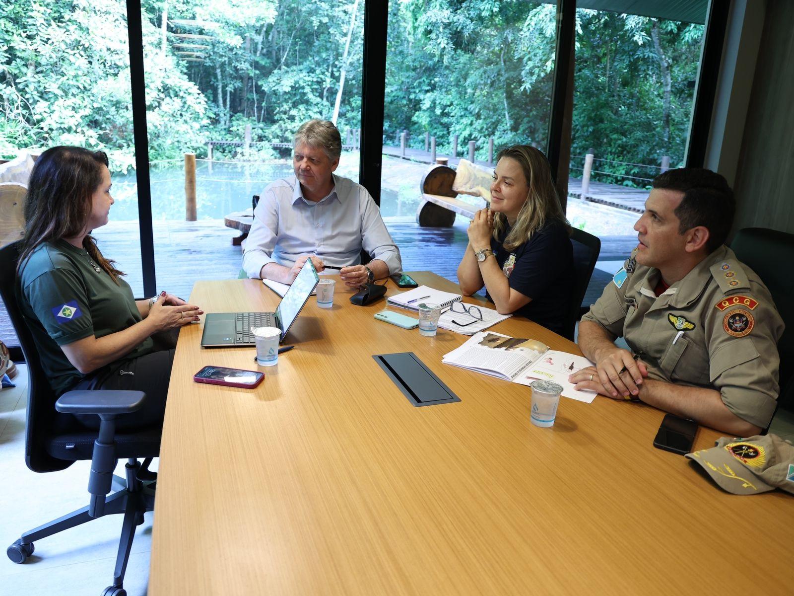 MS e MT farão acordo de cooperação técnica para integrar políticas públicas e ações para tratar do Bioma Pantanal. MS e MT farão acordo de cooperação técnica para integrar políticas públicas e ações para tratar do Bioma Pantanal.