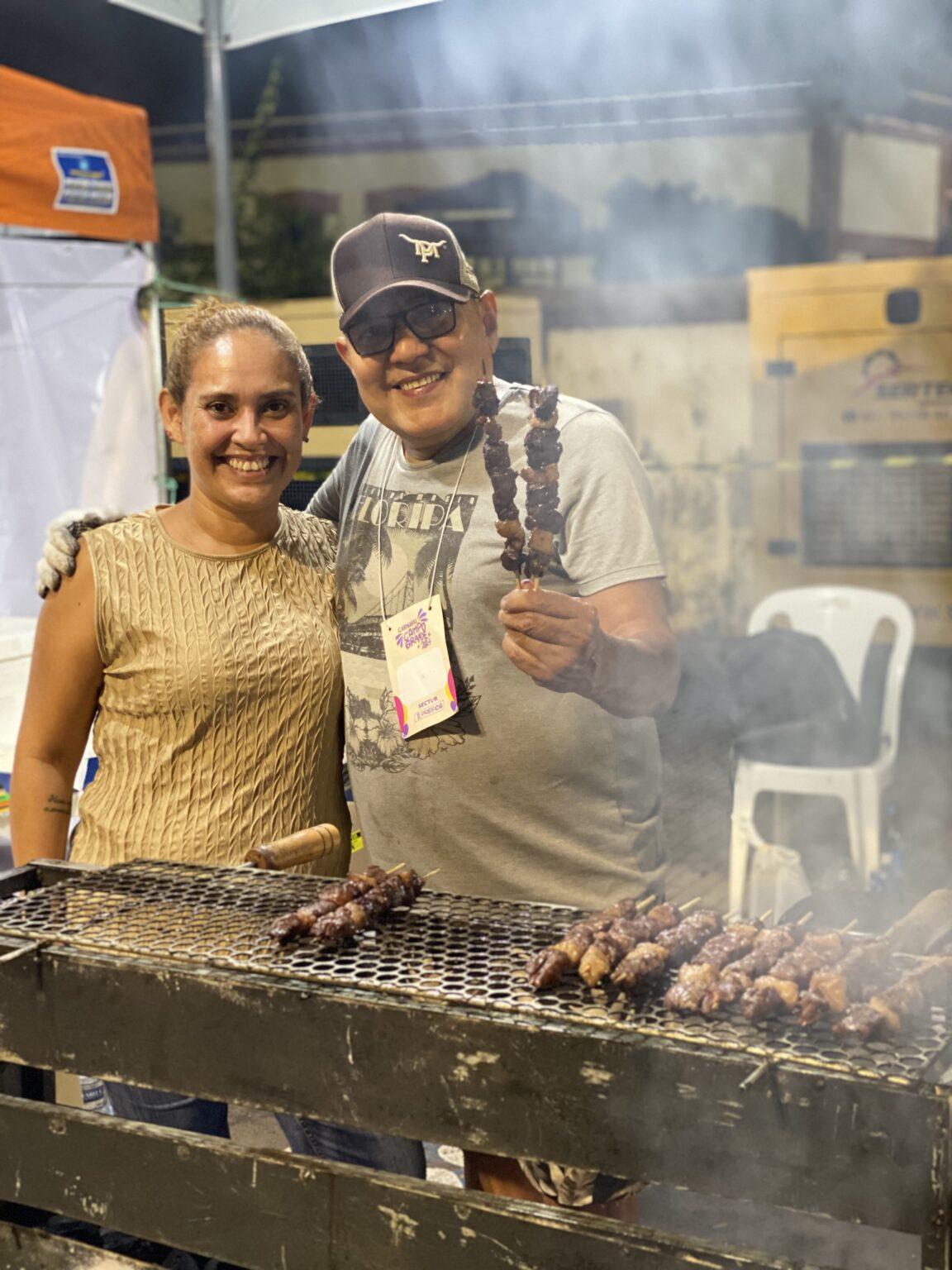 Blocos de rua lotam Esplanada Ferroviária no Carnaval de Campo Grande.