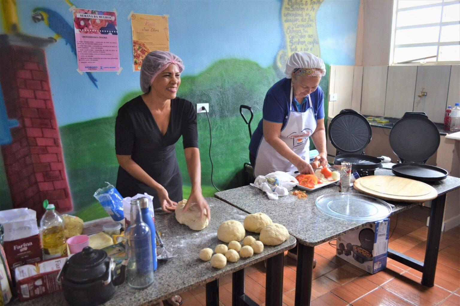 Oficina de pizza busca levar renda aos empreendedores de Anhanduí. Oficina de pizza busca levar renda aos empreendedores de Anhanduí.