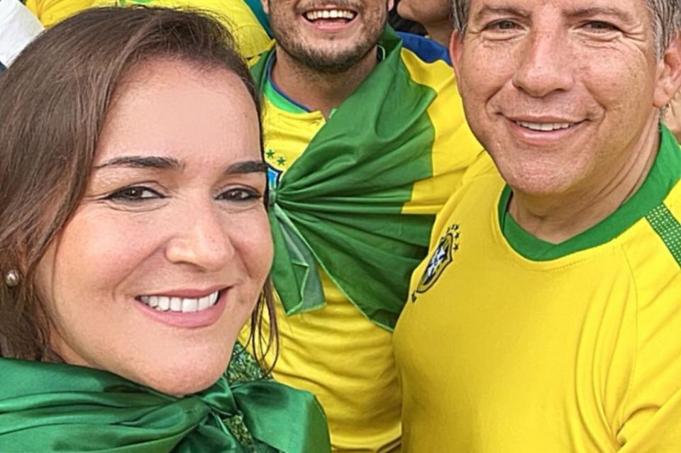 Adriane é única prefeita de capital do Centro Oeste a comparecer em ato de apoio a Bolsonaro. Adriane é única prefeita de capital do Centro Oeste a comparecer em ato de apoio a Bolsonaro.