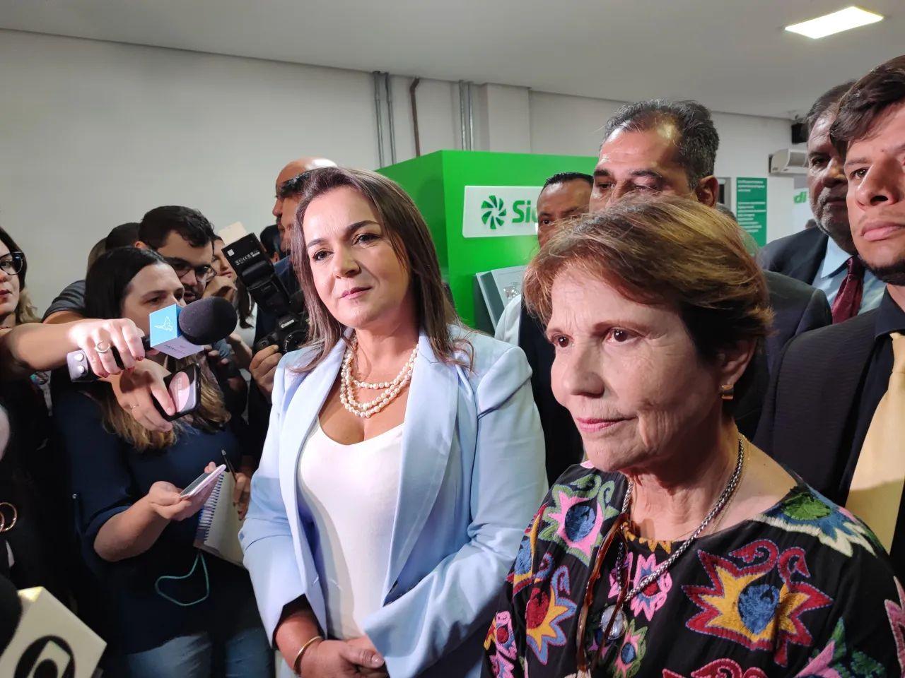 Apoio a Adriane será prioridade em conversa de Tereza com Bolsonaro e Waldemar. Apoio a Adriane será prioridade em conversa de Tereza com Bolsonaro e Waldemar.