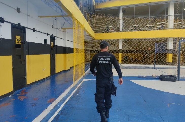 Higienização é ação de rotina na Penitenciária de Dourados para evitar proliferação de doenças. Higienização é ação de rotina na Penitenciária de Dourados para evitar proliferação de doenças.