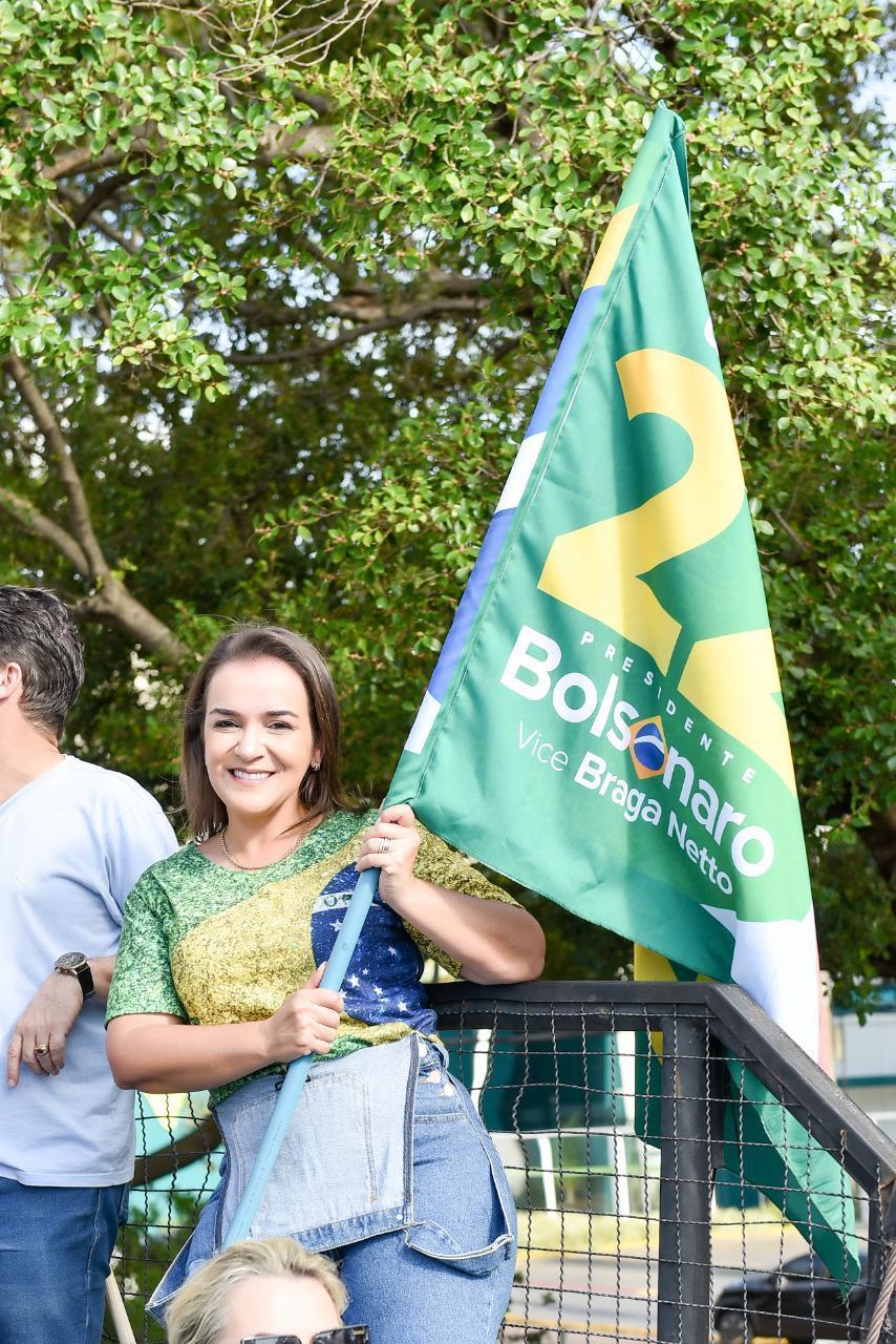 Prefeita Adriane Lopes participa de ato em prol da democracia em São Paulo neste domingo. Prefeita Adriane Lopes participa de ato em prol da democracia em São Paulo neste domingo.