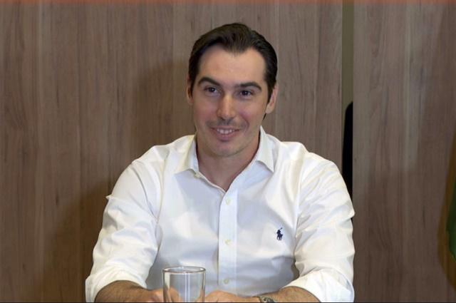 Rodrigo Perez assume Secretaria de Governo e Caravina volta para Alems. Rodrigo Perez assume Secretaria de Governo e Caravina volta para Alems.