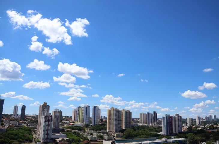Sexta-feira tem previsão de sol e maior probabilidade de chuvas em apenas duas regiões de MS. Sexta-feira tem previsão de sol e maior probabilidade de chuvas em apenas duas regiões de MS.