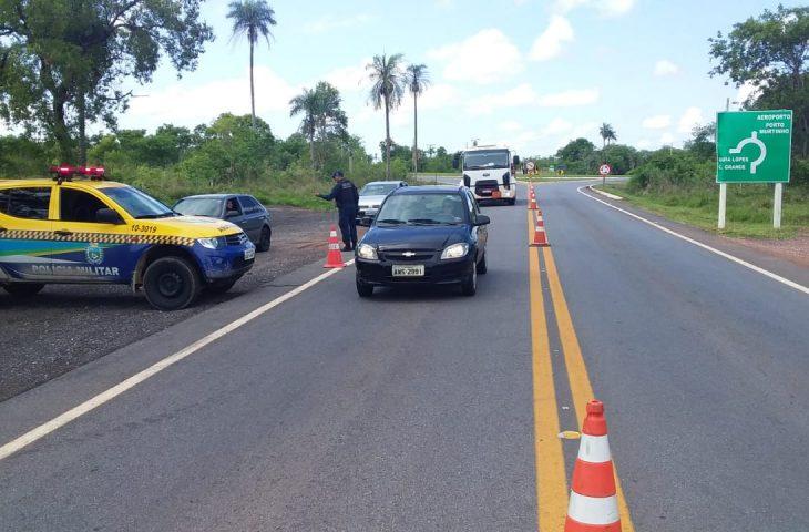 Vai viajar? Cuidados no trânsito previnem acidentes para quem vai pular Carnaval fora de casa. Vai viajar? Cuidados no trânsito previnem acidentes para quem vai pular Carnaval fora de casa.