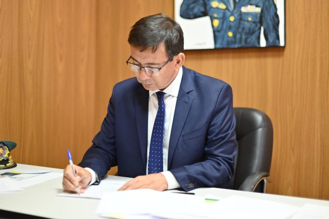 Vereador Villasanti cobra melhorias no transporte coletivo da Capital.