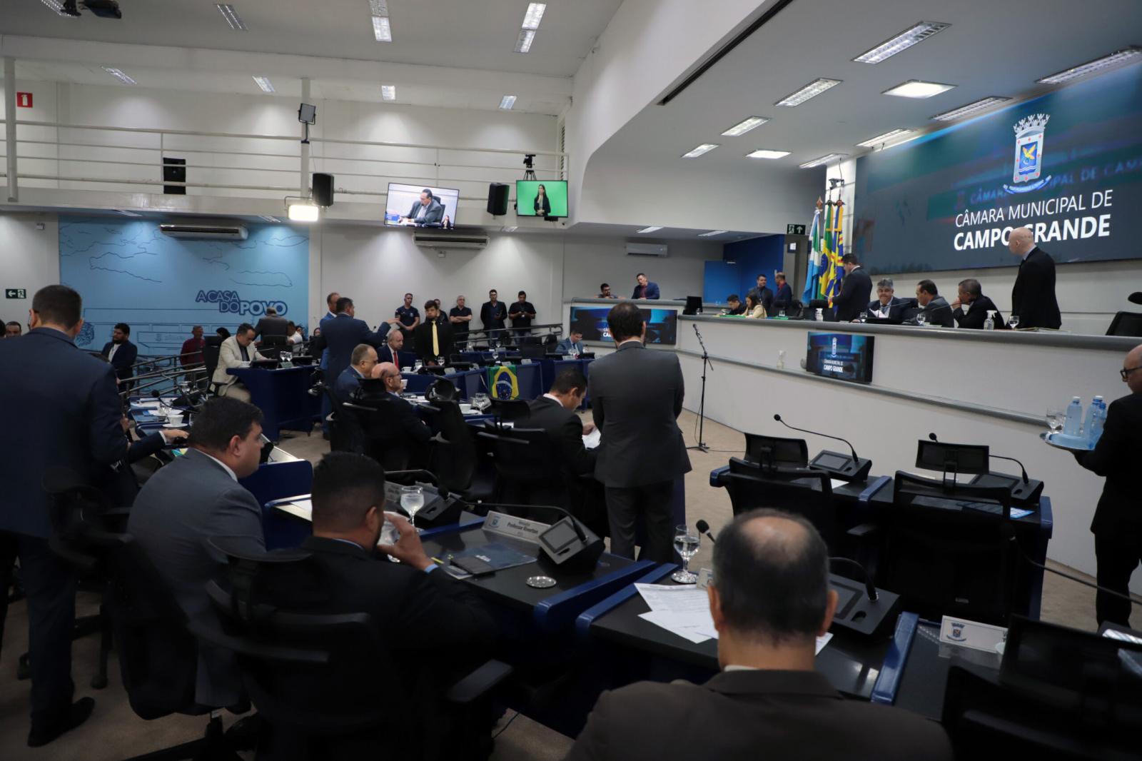 Vereadores votam um Veto e cinco Projetos na sessão da próxima quinta-feira.