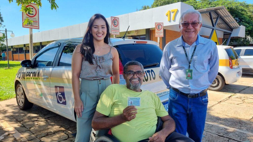 Habilitado pelo CNH MS Social, José agora sonha com carro adaptado para ter liberdade completa.