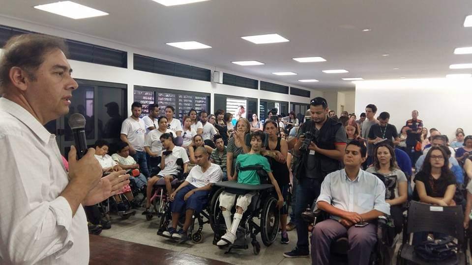 Dez anos: “Eu perdi foi para a corrupção, para o dinheiro do esquema deles”, diz Alcides Bernal. Dez anos: “Eu perdi foi para a corrupção, para o dinheiro do esquema deles”, diz Alcides Bernal.