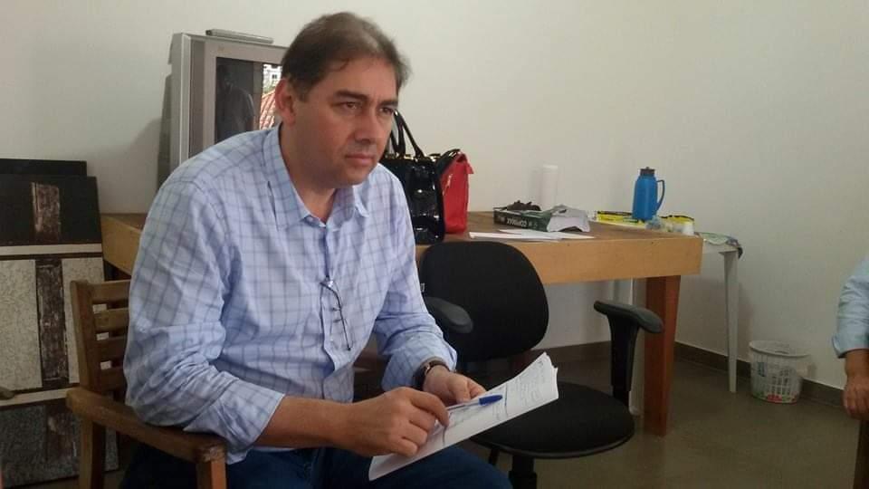 Dez anos: “Eu perdi foi para a corrupção, para o dinheiro do esquema deles”, diz Alcides Bernal. Dez anos: “Eu perdi foi para a corrupção, para o dinheiro do esquema deles”, diz Alcides Bernal.